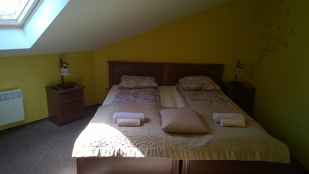 Molėtai Guest House "Gerugne" מראה חיצוני תמונה